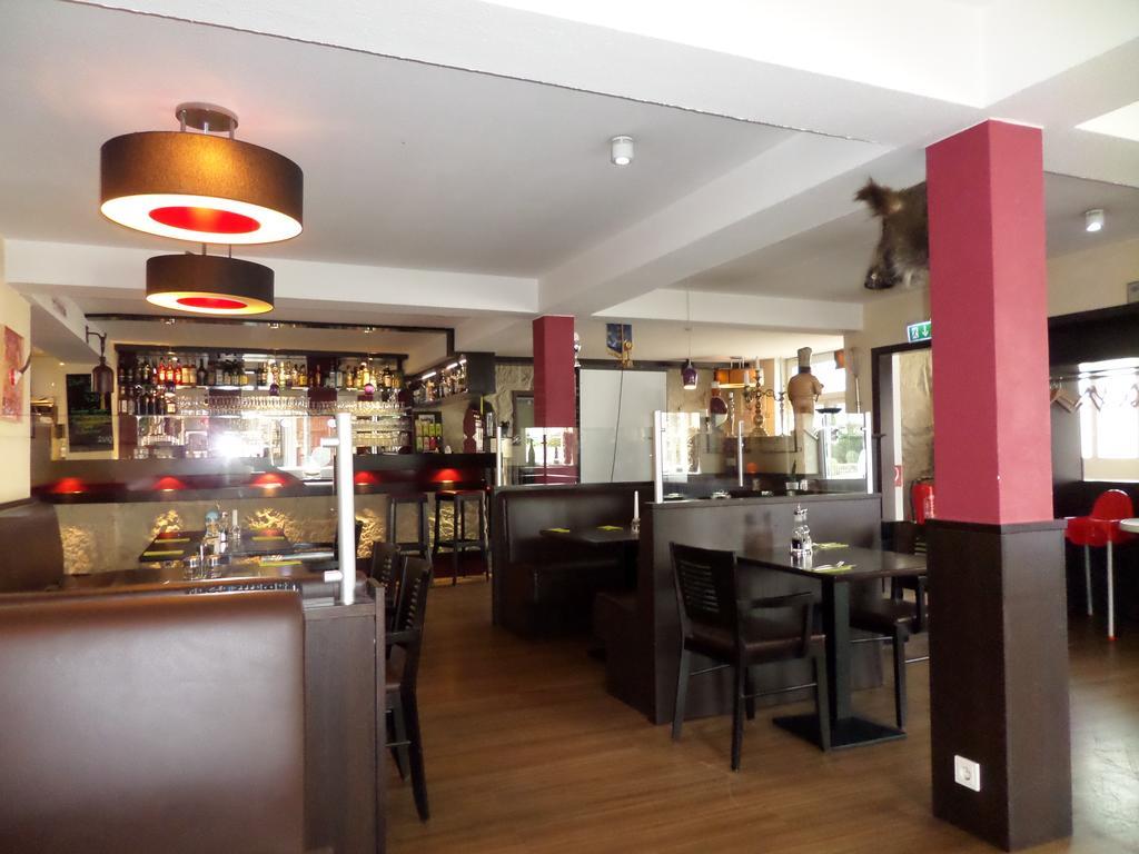 Kretschmanns Hotel Sehnde Ngoại thất bức ảnh