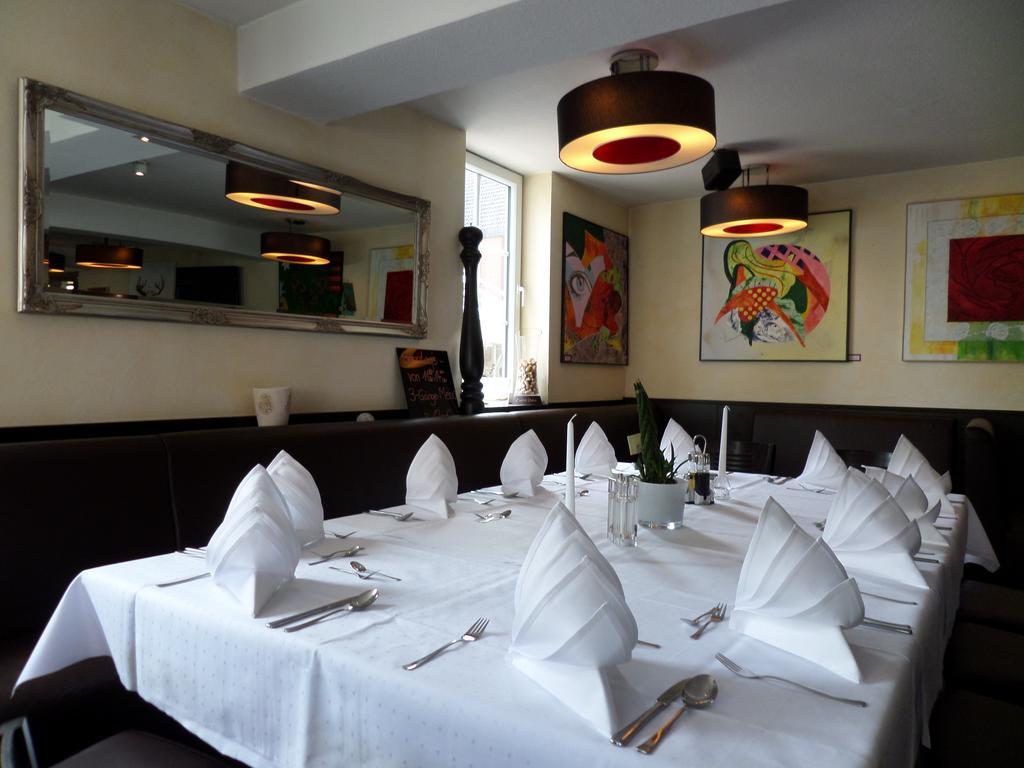 Kretschmanns Hotel Sehnde Ngoại thất bức ảnh