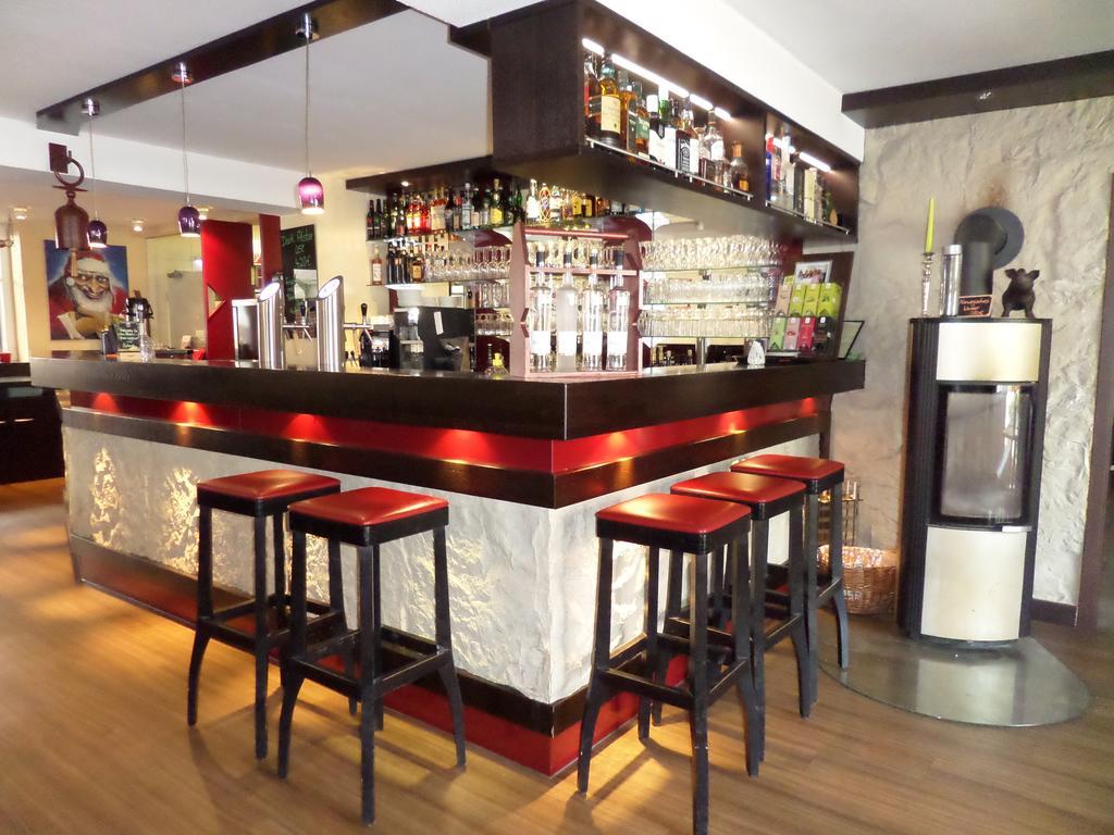 Kretschmanns Hotel Sehnde Ngoại thất bức ảnh