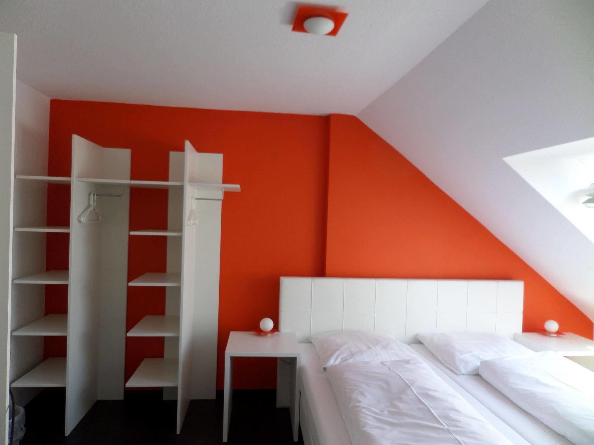 Kretschmanns Hotel Sehnde Ngoại thất bức ảnh